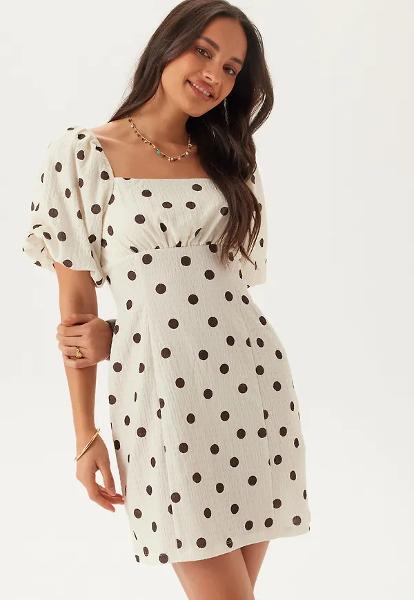 Volume Sleeve Mini Dress