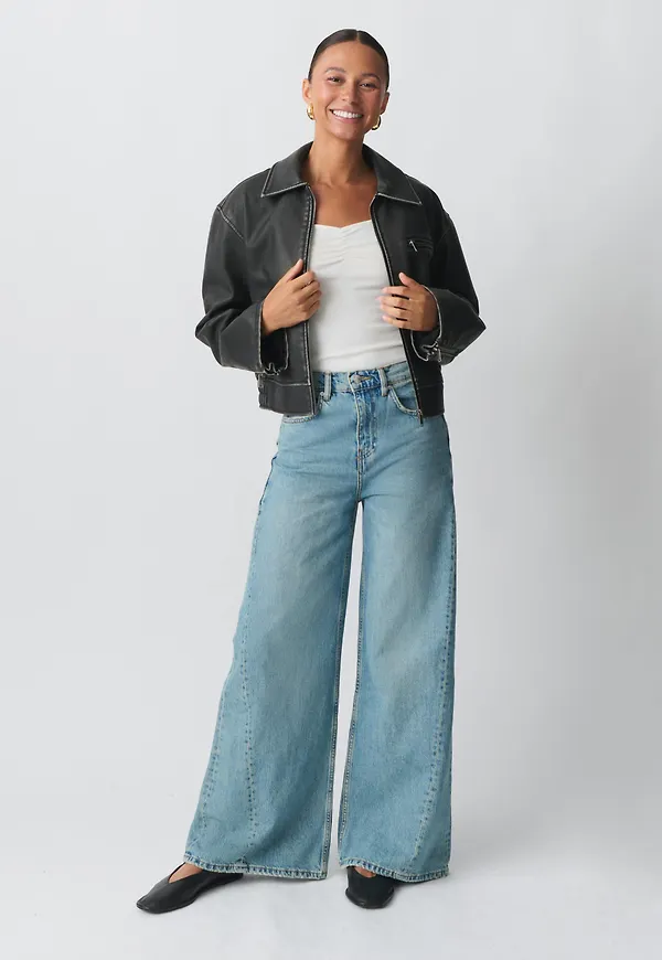 Wedge wide jeans