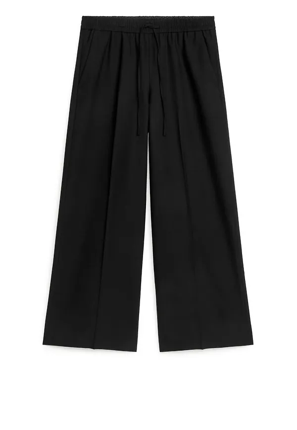 Wide-Leg Trousers - Black