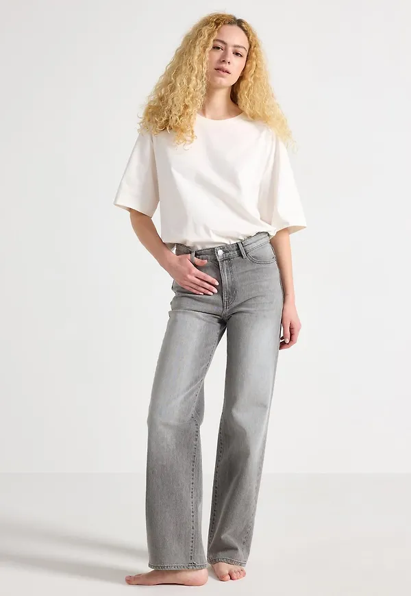 WIDE Hanna jeans med lätt stretch