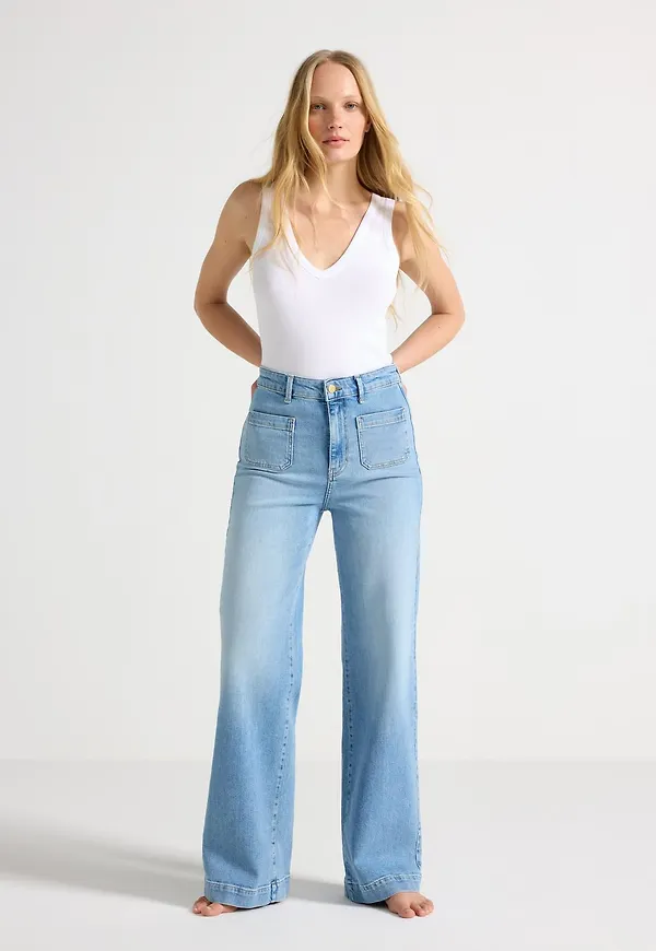 WIDE Paula jeans med lätt stretch