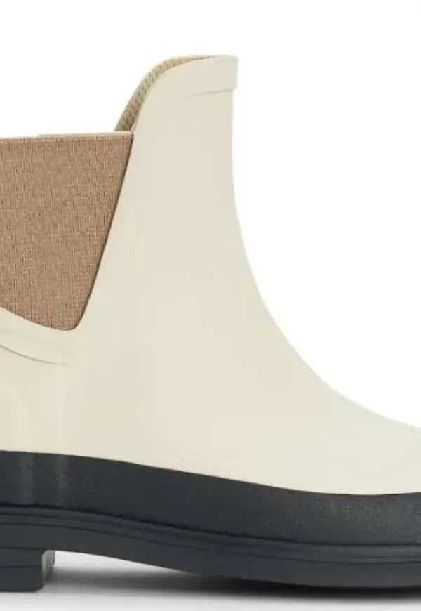 Women's Eva