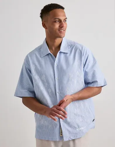 Woodbird Wang Ox Flower Shirt Kortärmade skjortor Blå