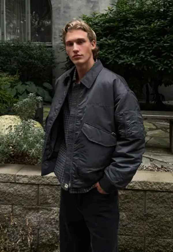 Woodbird Wbosamu Bomber Jacket Bomberjackor Svart