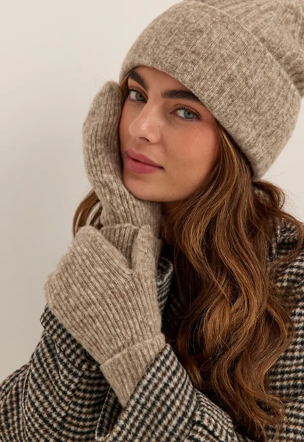 Wool Blend Knitted Mittens