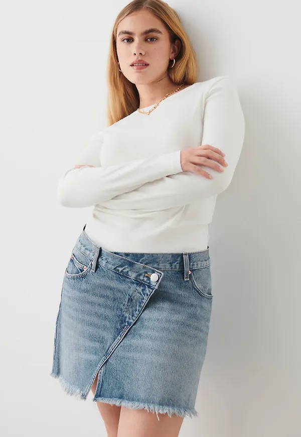 Wrap denim skirt