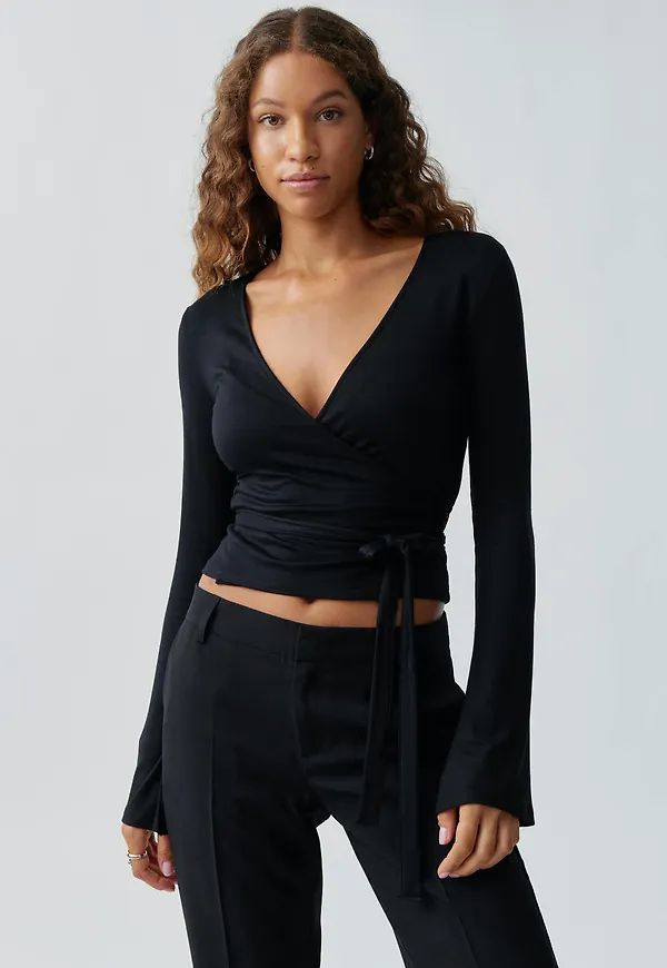 Wrap top