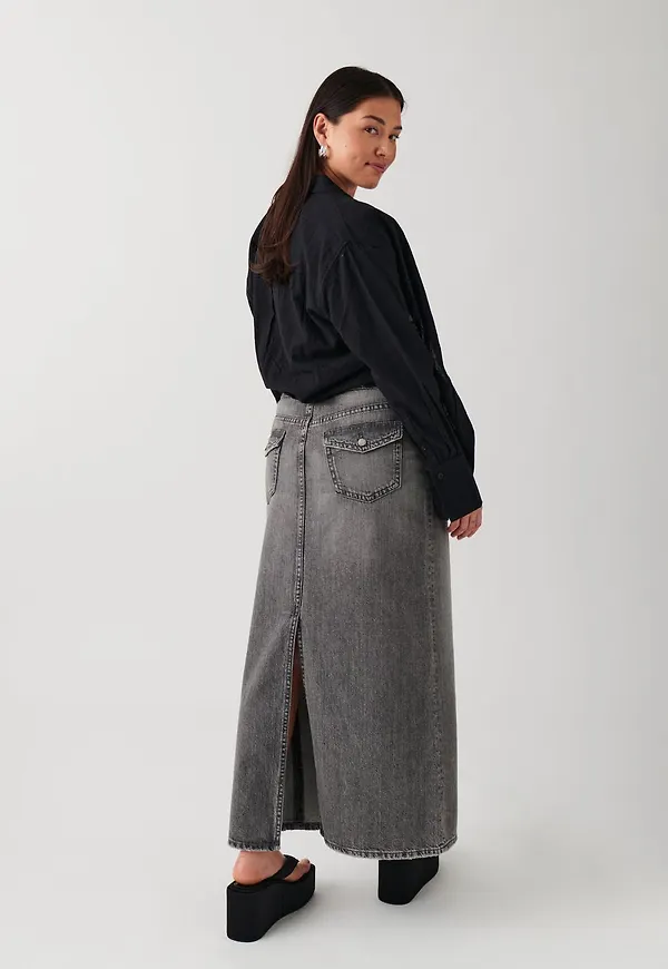 Y2k long denim skirt