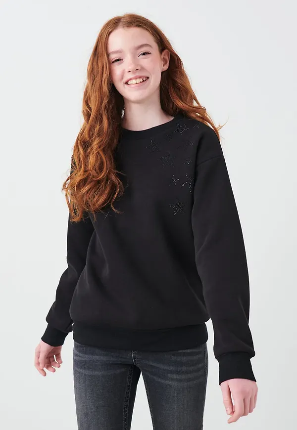 Y basic sweater