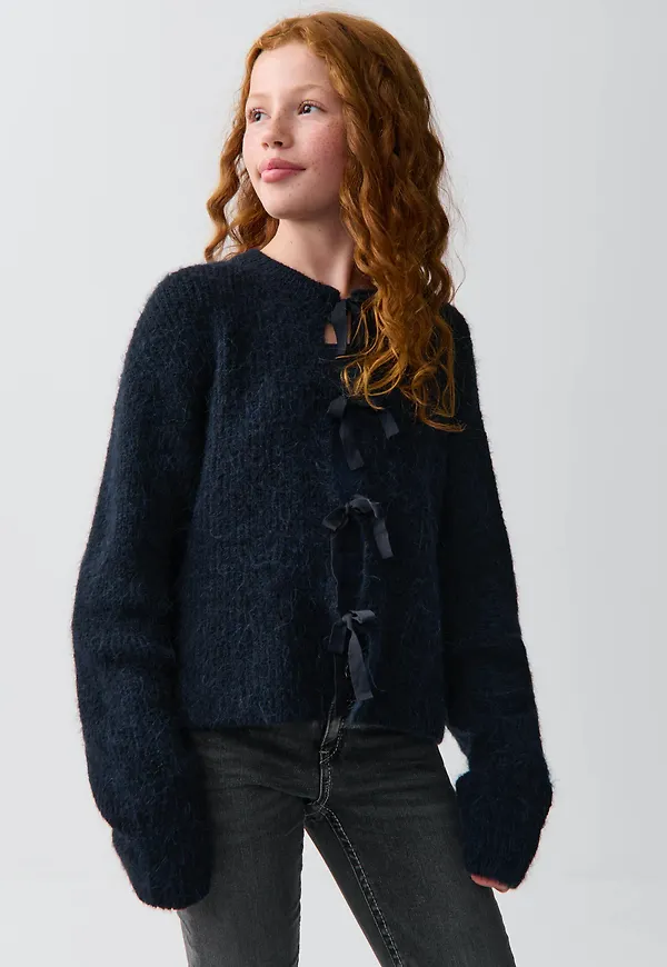 Y bow cardigan