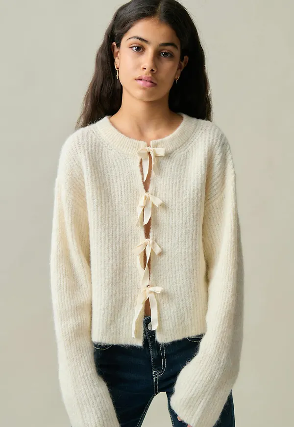 Y bow cardigan