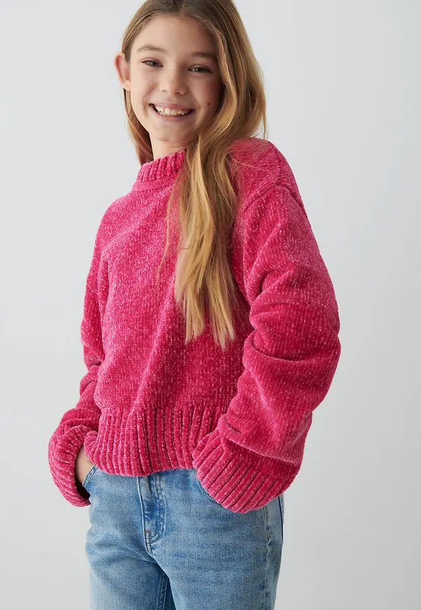 Y knitted chenille sweater