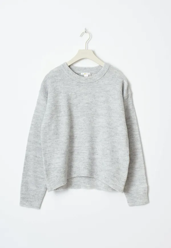 Y knitted sweater