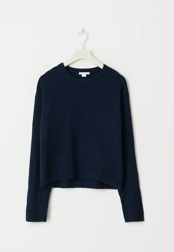 Y knitted sweater