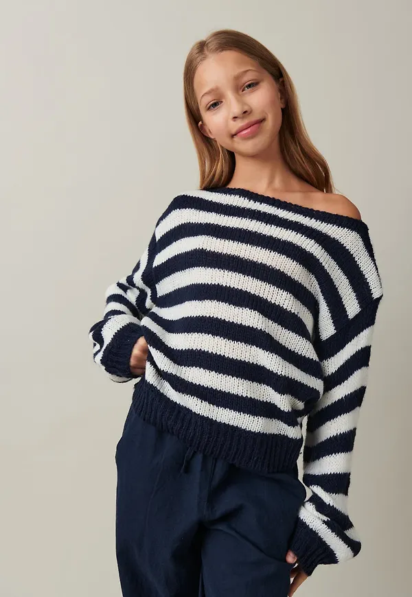 Y loose stripe sweater