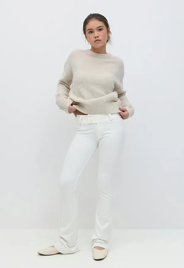 Y low flare trousers