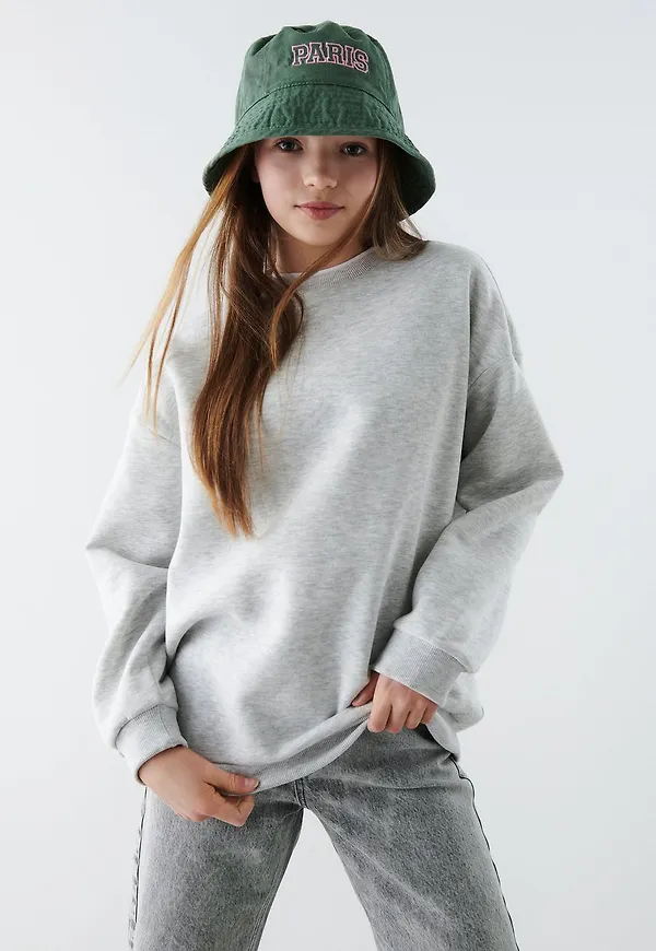 Y oversized sweater