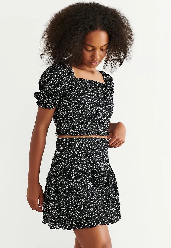 Y plisse skirt