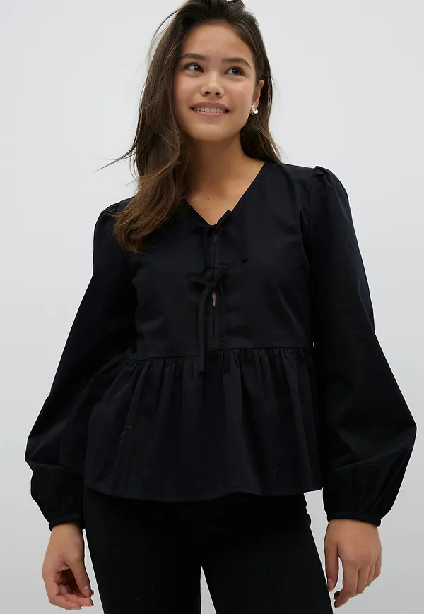Y puff sleeve blouse