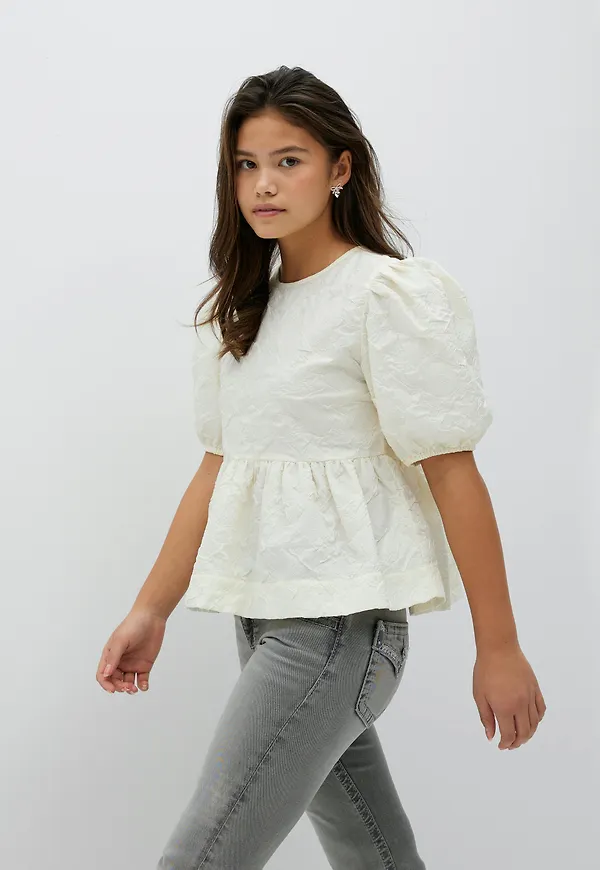 Y puff sleeve top