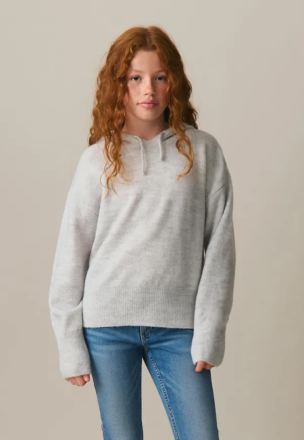 Y soft knitted hoodie