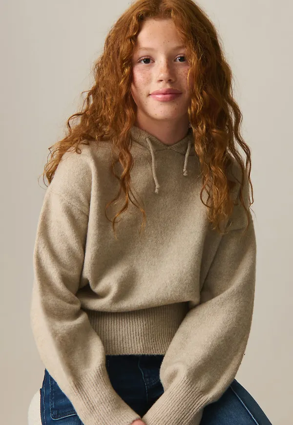 Y soft knitted hoodie