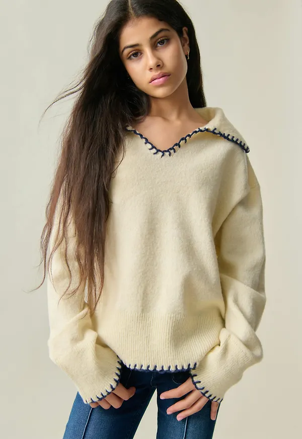 Y stitch sweater
