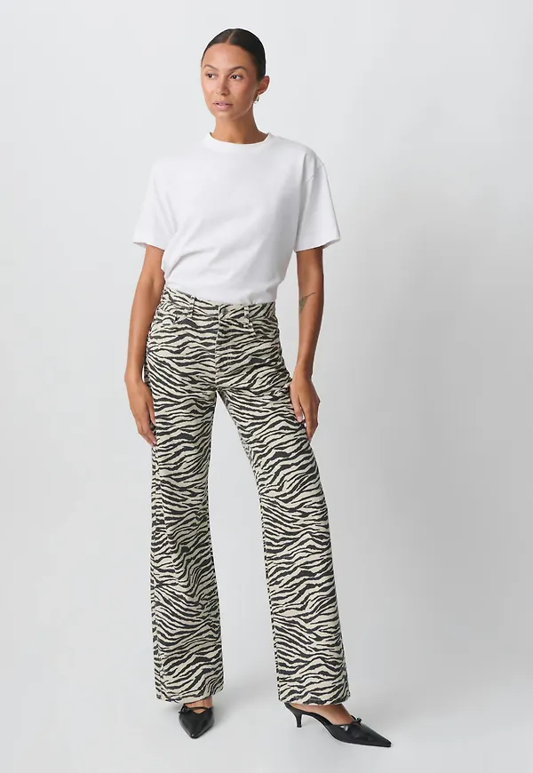 Zebra jeans