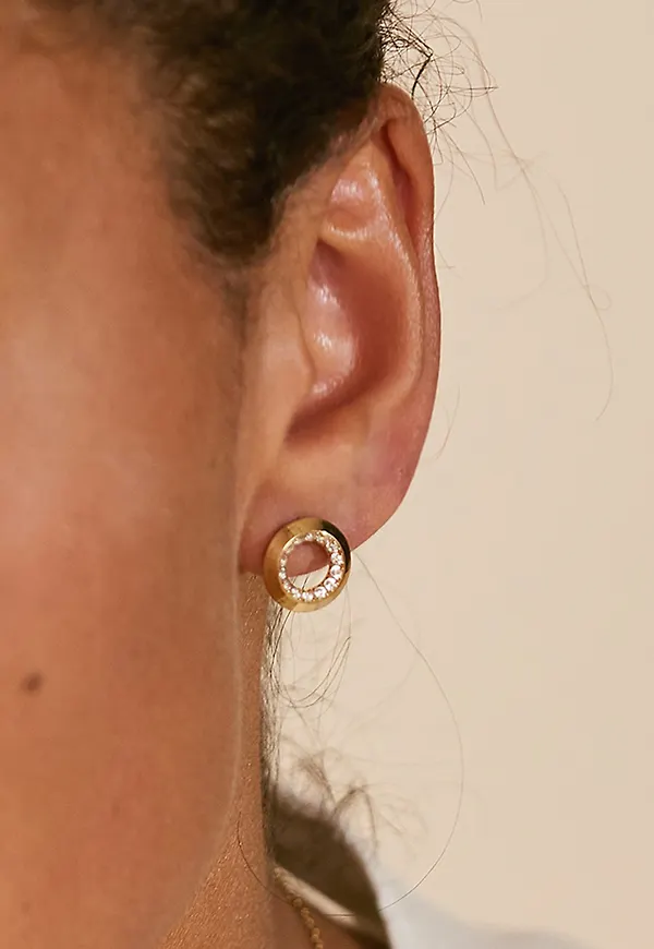 Zinnia studs gold