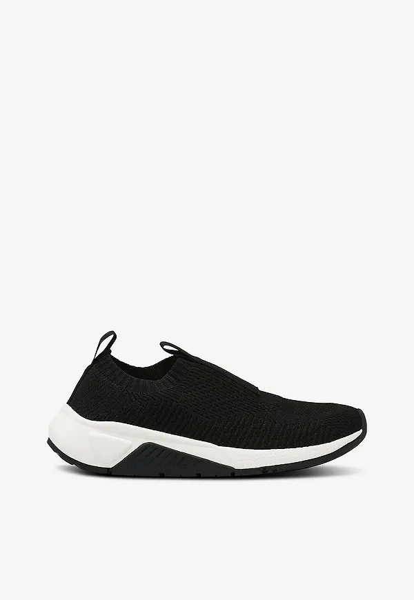 Zizzi - Sneakers fMelody Flyknit Wide Fit - Svart